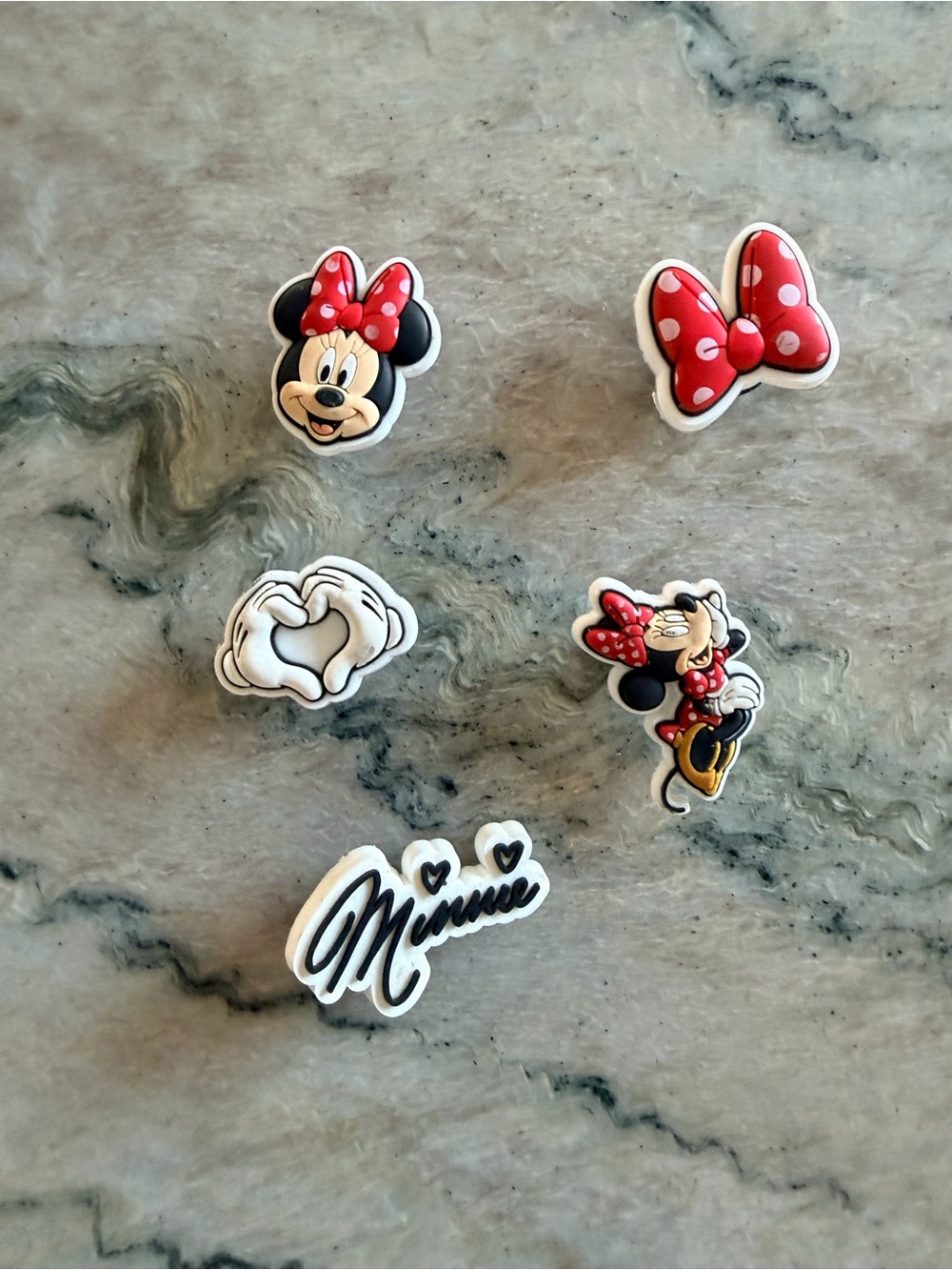 Minnie Mouse Croc Charm Set - Red, Black, White